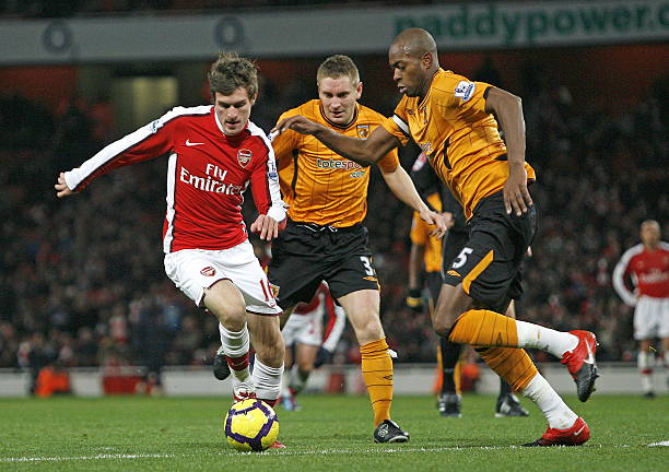 正是因为他 正是因为他