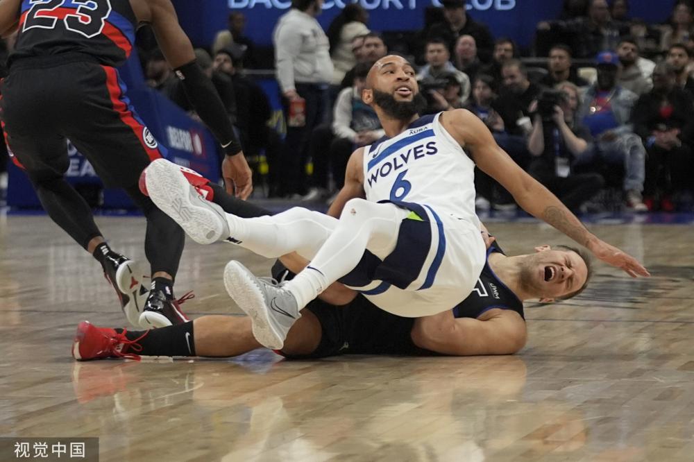 球员们依然 球员们依然