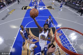 背后到底藏 背后到底藏